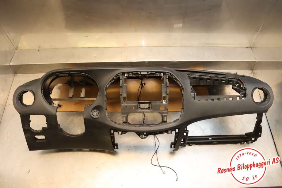 Dashbord til Mercedes Vito, 2014-->> (W447) (W447) (MERCEDES|)