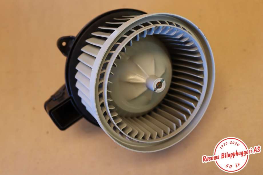 Varmeapparat motor til VW Amarok 2022-->> (Type II)  (VOLKSWAGEN||013011500E)