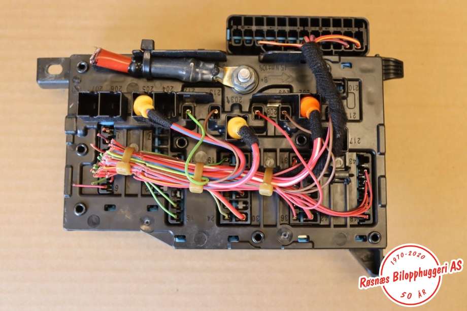 Sikringsboks til BMW i3 2013-2022  (BMW||927035501)