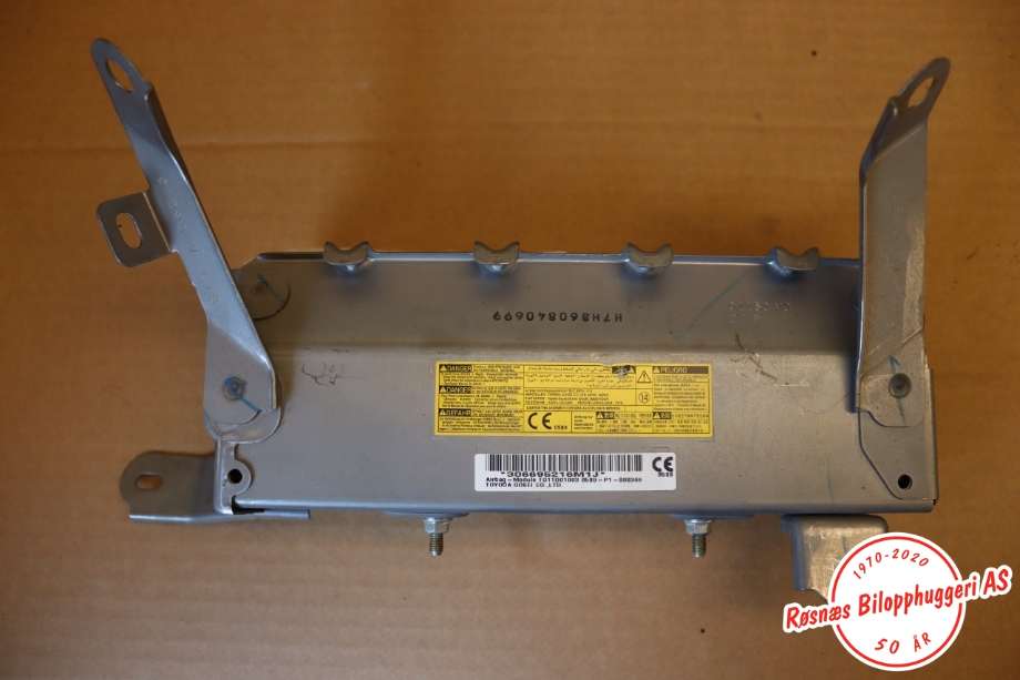 Airbag kne til Toyota RAV4 2016-2019 (Type IV, Fase 2)  (TOYOTA|7396042051|)