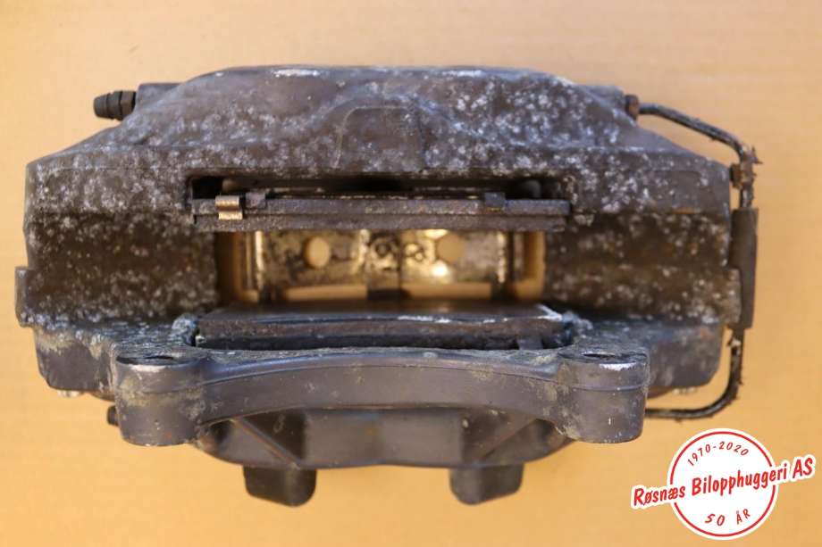 Bremsecaliper venstre foran til Tesla Model S 2016-2021 (Fase 2)  (TESLA||1042639-00-D)