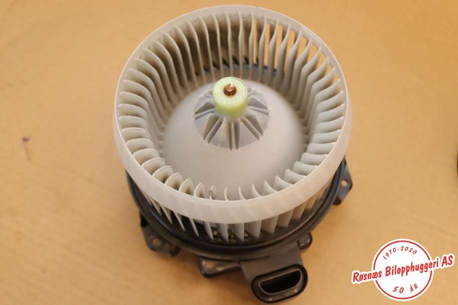Varmeapparat motor til Toyota RAV4 2016-2019 (Type IV, Fase 2)  (TOYOTA||272700-8105)
