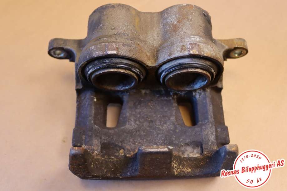 Bremsecaliper høyre foran til Toyota RAV4 2016-2019 (Type IV, Fase 2)  (TOYOTA|4773048150|)