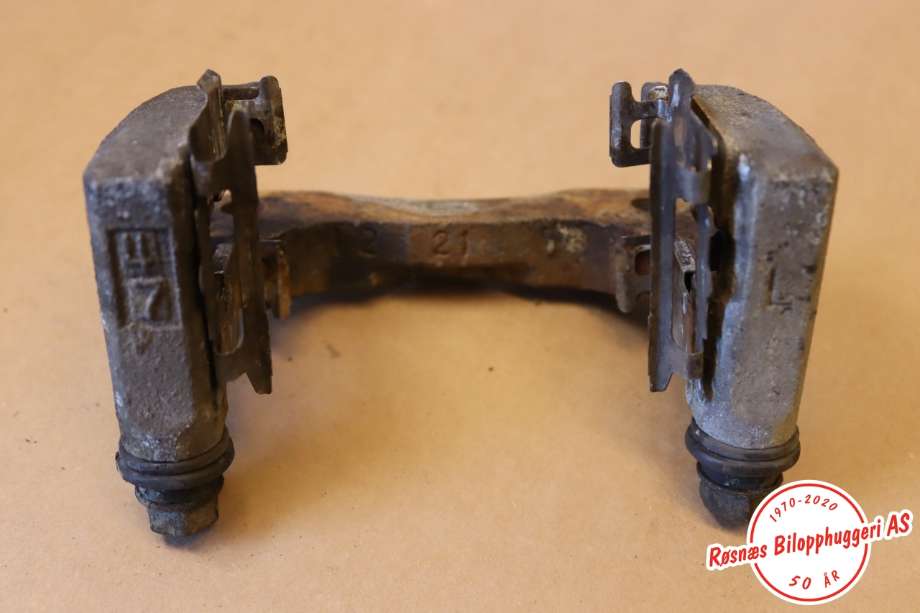 Bremsecaliper brakett til Toyota RAV4 2016-2019 (Type IV, Fase 2)  (TOYOTA|4782242070|)