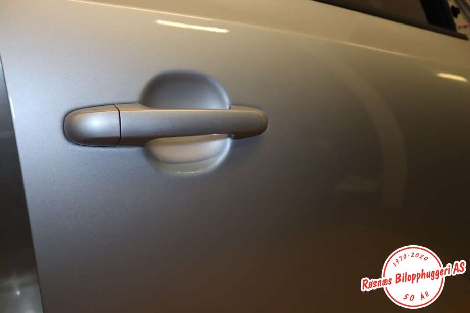 Dør høyre foran til Hyundai i30 2007-2012 (Type I)  (HYUNDAI|76004 2R010|)