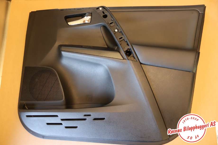 Dørtrekk høyre til Toyota RAV4 2016-2019 (Type IV, Fase 2) (TOYOTA|6761042B80C2|)
