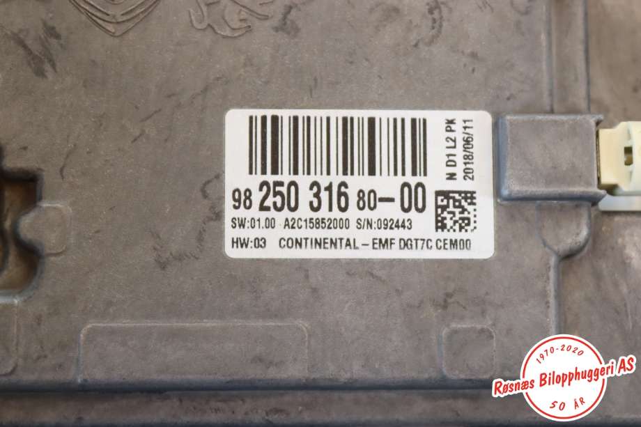 Multimedia display (MCU - Media Controller Unit) til Toyota Proace 2016-->> (Type II)  (TOYOTA||9825031680-00)
