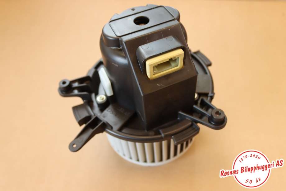 Varmeapparat motor til Toyota Proace, 2016-->> (Type II) (TOYOTA|SU001A5479)