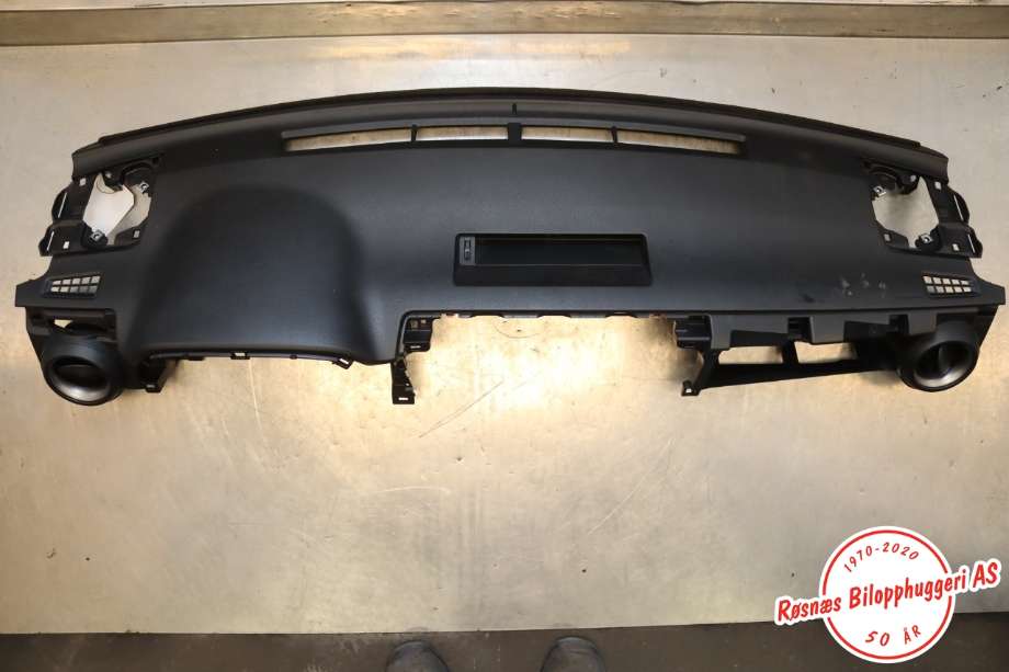 Dashbord til Toyota RAV4 2016-2019 (Type IV, Fase 2)  (TOYOTA|5530242906C0|)