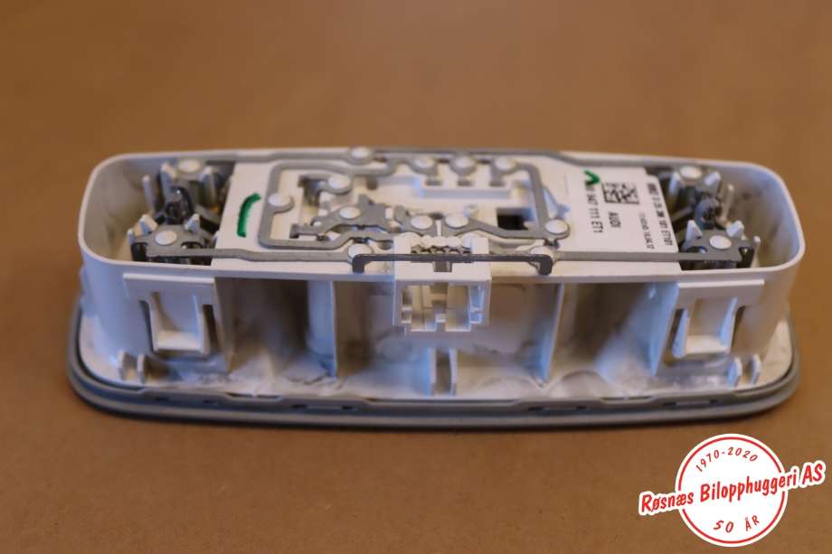 Taklyspanel til Audi Q3 2011-2014 (Type I, Fase 1)  (AUDI|8V0 947 111||8U0947111ET)