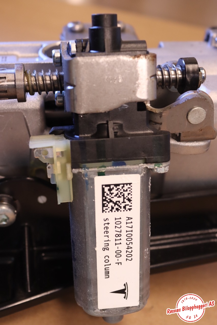 Rattaksel til Tesla Model S 2016-2021 (Fase 2) (TESLA|1027811-00-F|)