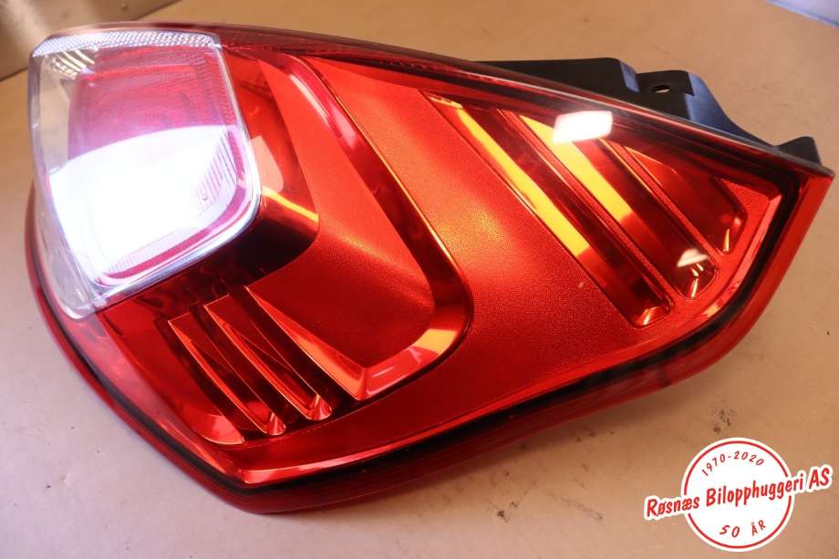 Baklykt høyre til Ford Fiesta 2013-2017 (Type VI, Fase 2)  (FORD||C1BB-13404-A)
