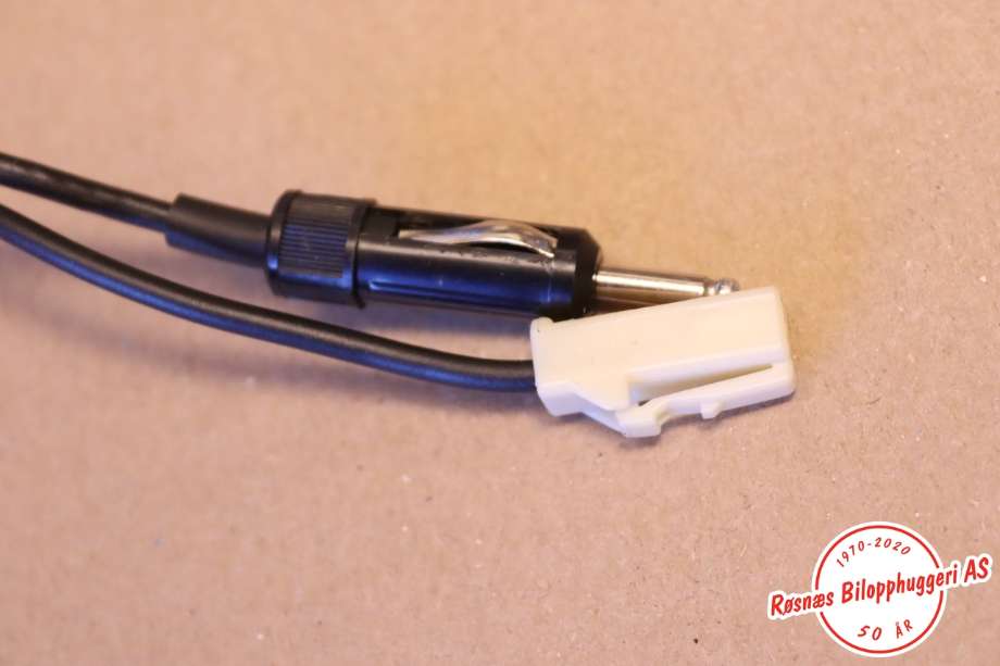 Antenne navigasjon til Mitsubishi Outlander 2010-2012 (Type II, Fase 2)  (MITSUBISHI|8723A122|)