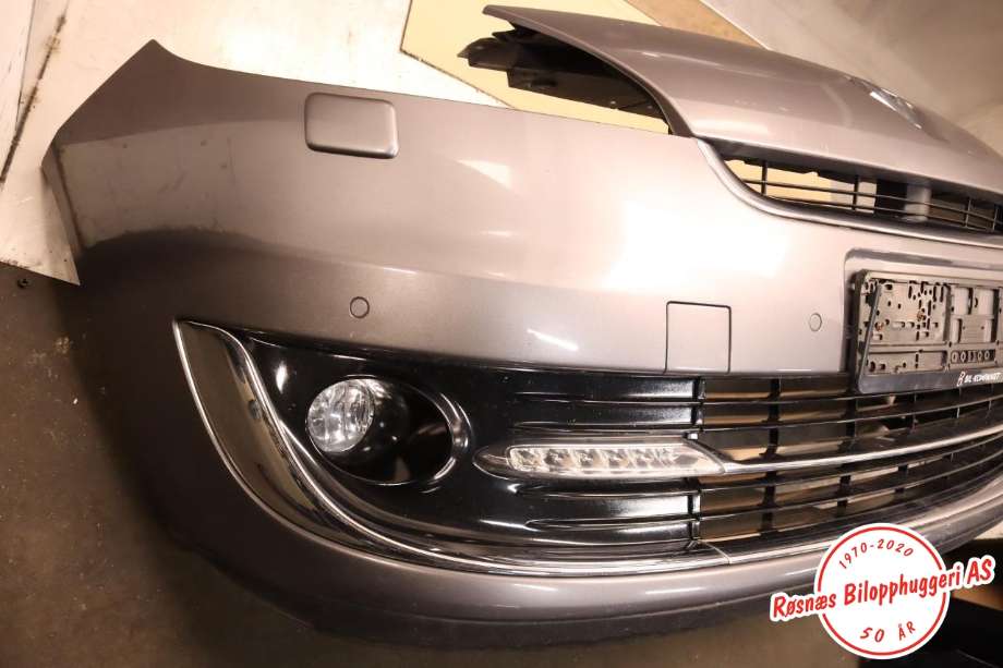 Støtfanger foran til Renault Scenic 2009-2016 (Type III) (RENAULT|620222226R|)