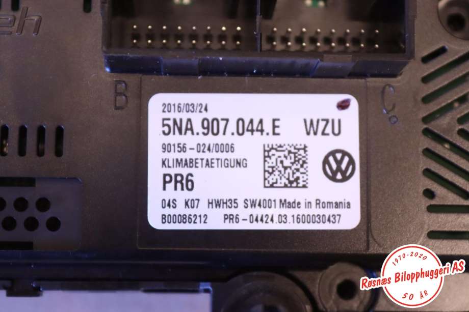 Varmeapparat betjening til VW Tiguan 2016-2020 (Type II, Fase 1)  (VOLKSWAGEN||5NA907044E)