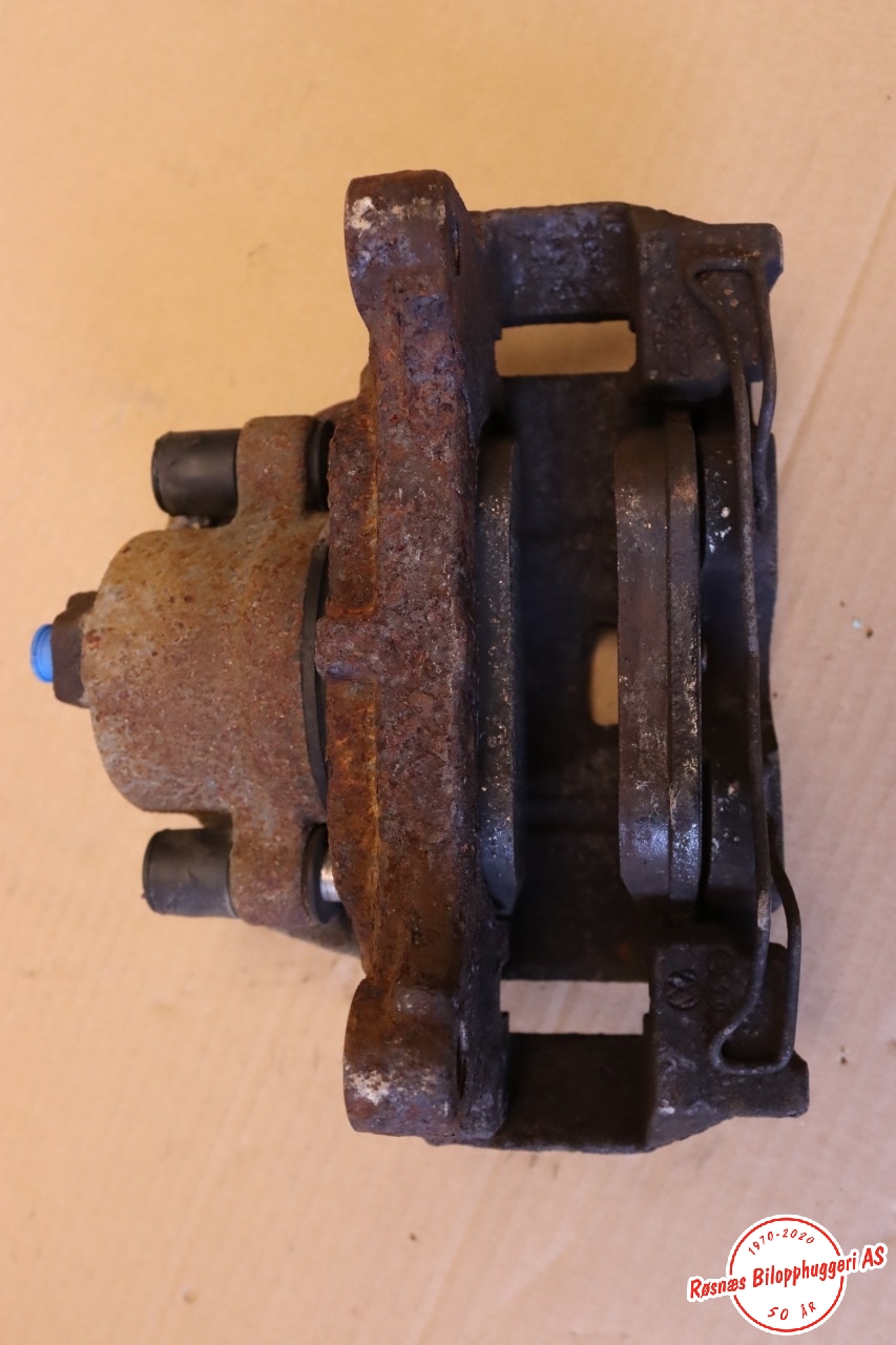 Bremsecaliper høyre foran til Audi Q3 2011-2014 (Type I, Fase 1)  (AUDI|5N0 615 124|)