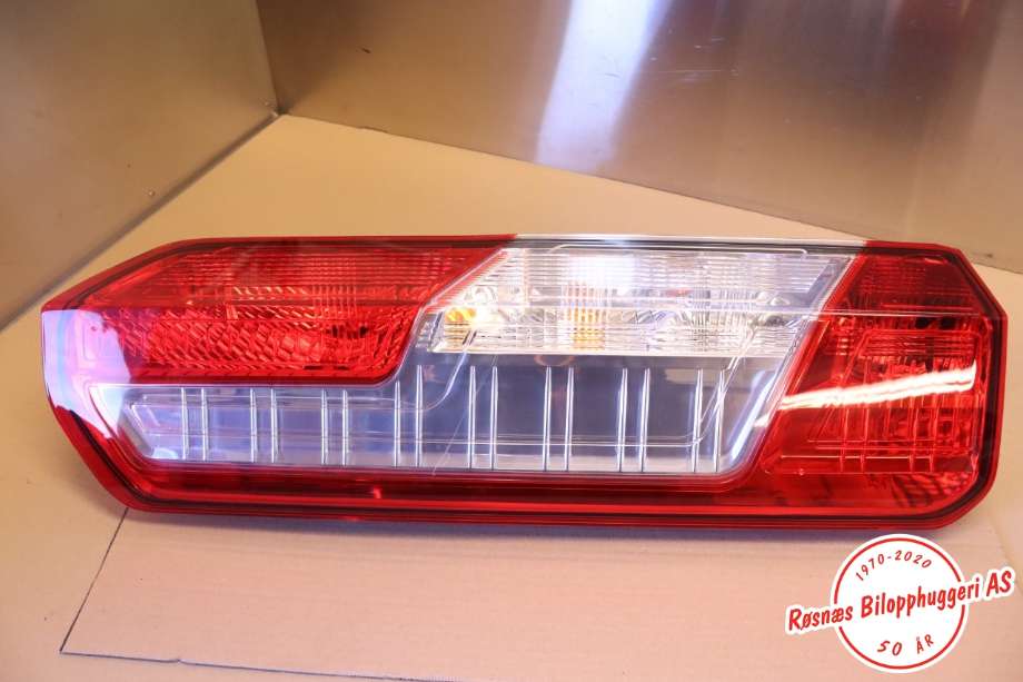 Baklykt venstre til Ford Transit Connect 2018-->> Type II, Fase 2  (FORD||BK3113405AG)