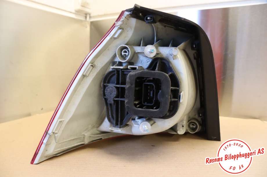 Baklykt høyre til VW Golf V, Combi 2003-2008  (VOLKSWAGEN||1K6945096N)