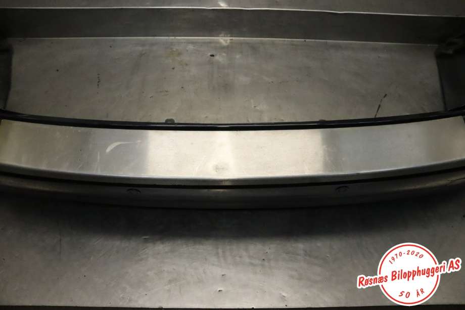 Støtfanger bak til VW Passat 2005-2010 (B6) (B6) (VOLKSWAGEN|3C9 807 417|)