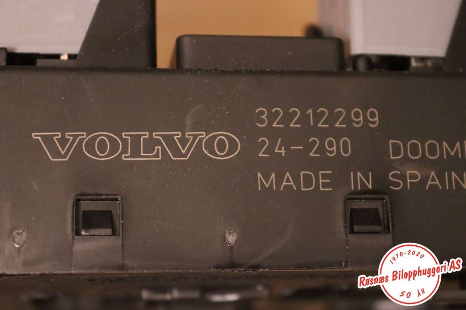 Sikringsboks til Volvo V90 / V90 CC / S90 2016-->>  (VOLVO||32212299)