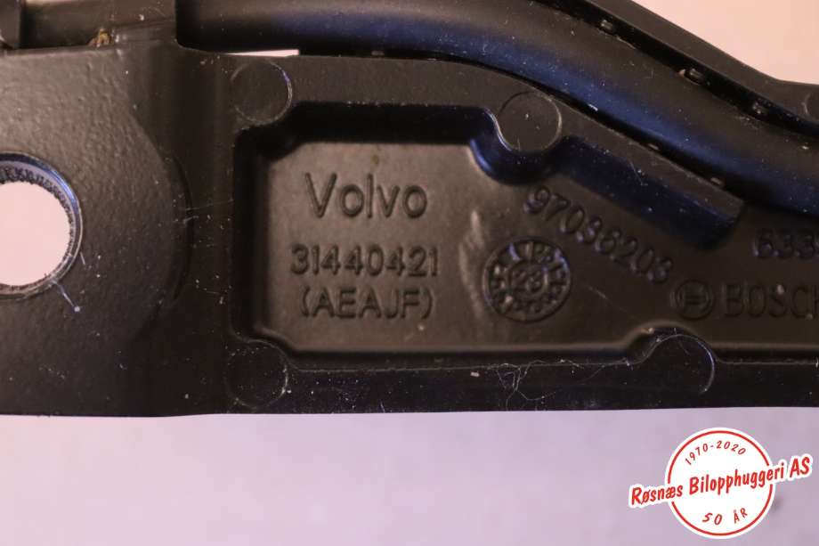Viskerarmer frontrute til Volvo V90 / V90 CC / S90 2016-->>  (VOLVO||31440421)