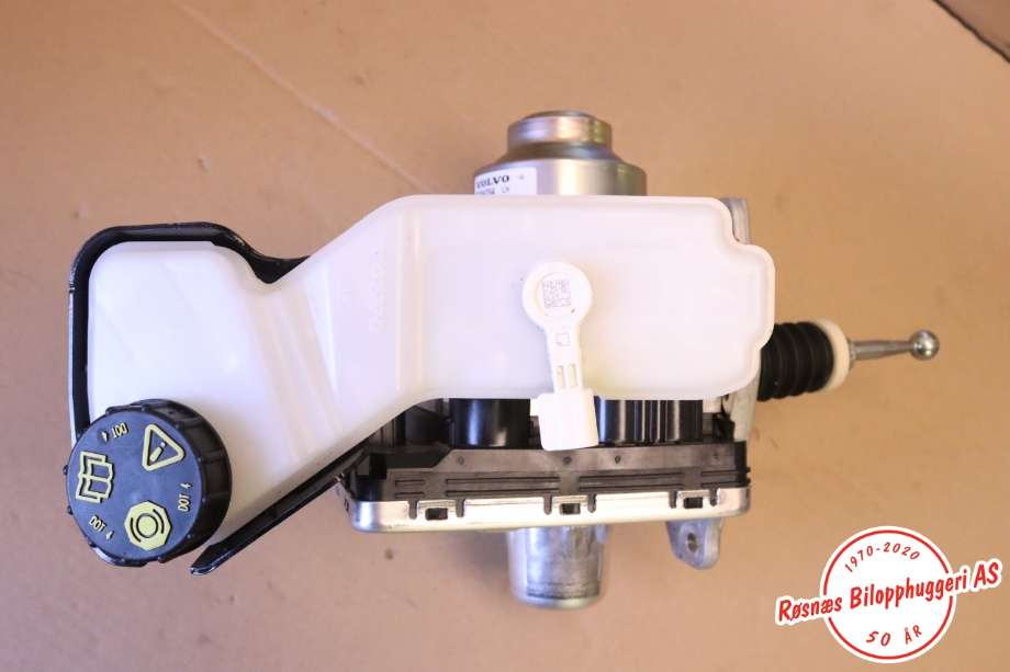 Diverse deler til Volvo V90 / V90 CC / S90 2016-->>  (VOLVO||32384764)