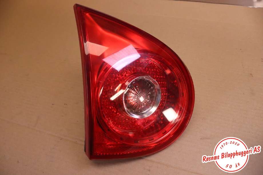 Baklykt venstre til VW Golf V, Combi, 2003-2008  (VOLKSWAGEN|)