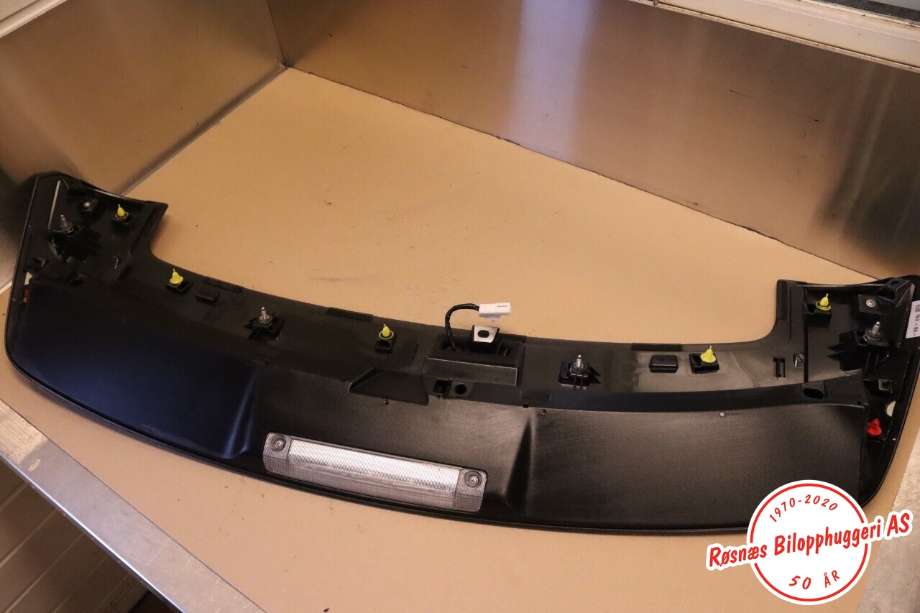 Spoiler bakluke til Toyota Yaris Cross (SUV) 2021-->> (TOYOTA|760850D910|)