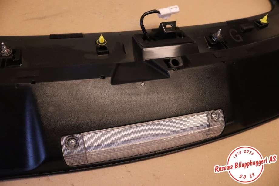 Spoiler bakluke til Toyota Yaris Cross (SUV) 2021-->> (TOYOTA|760850D910|)