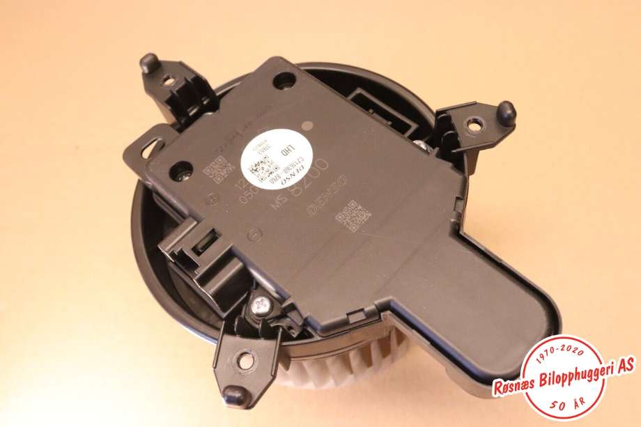 Varmeapparat motor til Toyota Yaris Cross (SUV) 2021-->>  (TOYOTA|871030D520|)