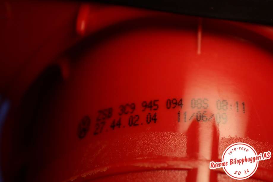 Baklykt høyre indre til VW Passat 2005-2010 (B6) (B6) (VOLKSWAGEN||3C9945094)