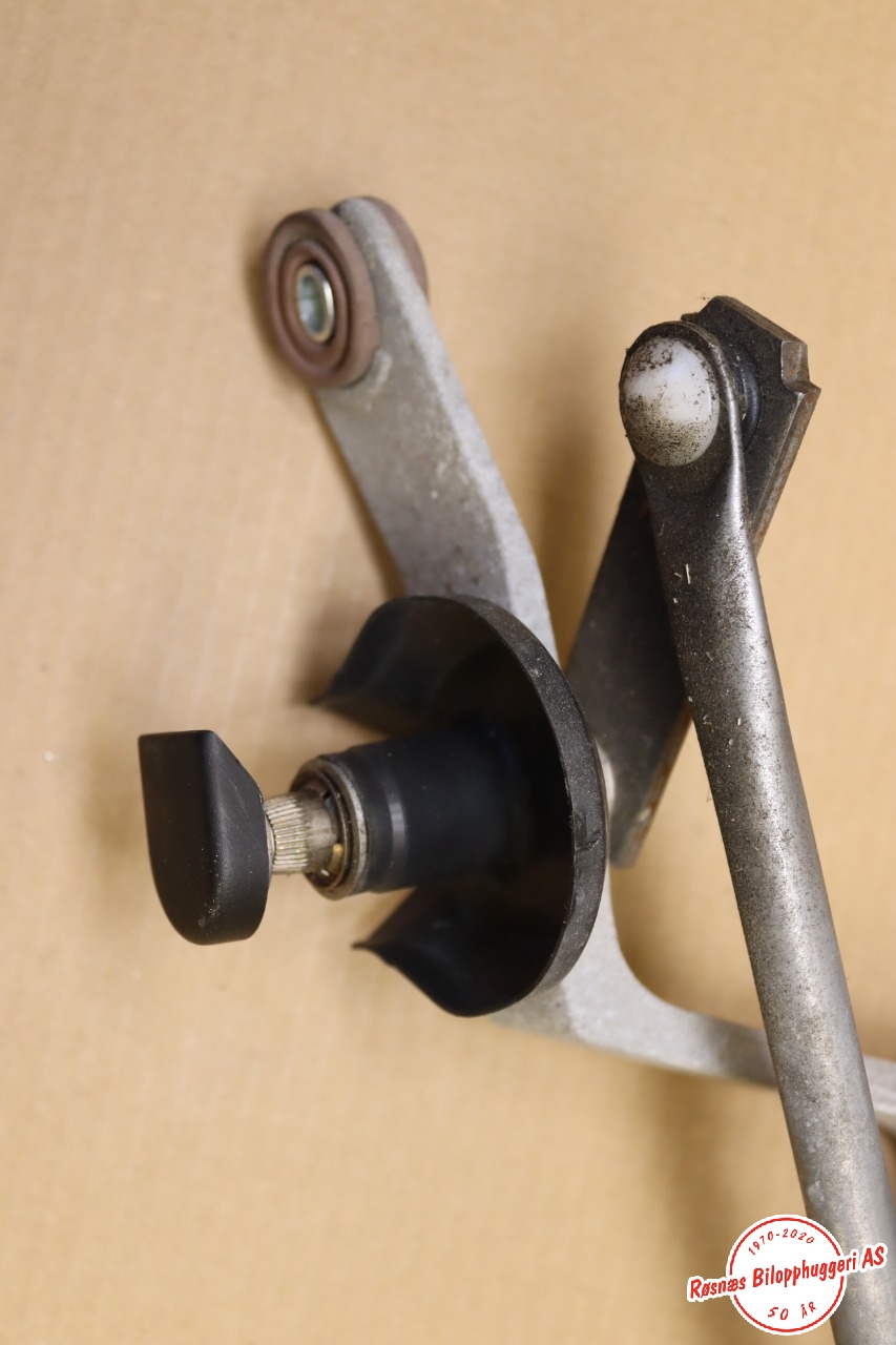 Viskermotor frontrute til Toyota Auris 2010-2012 (Type I, Fase 2)  (TOYOTA||85110-02190)
