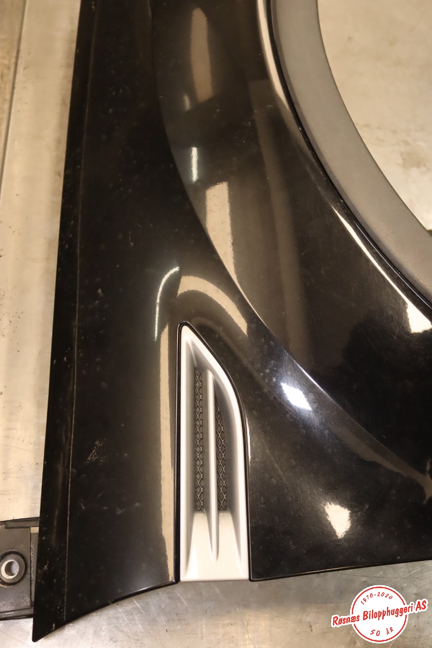 Skjerm høyre foran til Ford Kuga 2008-2012 (Type I) (FORD|8V41-16015-AHXWAA|)