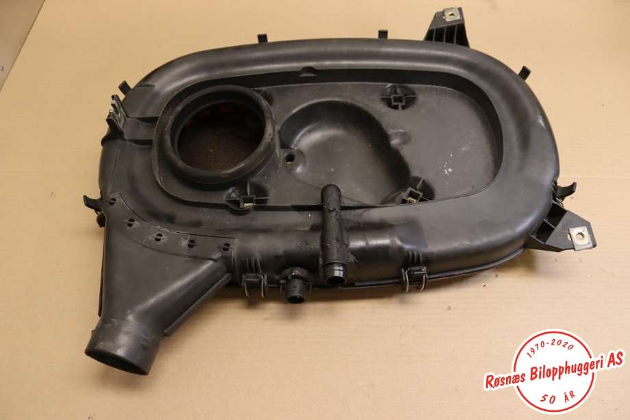Luftfilterboks til Mercedes 190 1984-1993 (W201) (W201) (MERCEDES||A0150948802)
