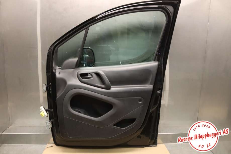 Dør høyre foran til Peugeot Partner 2008-2015 (Type II, Fase 1)  (PEUGEOT|9004 Z6|)