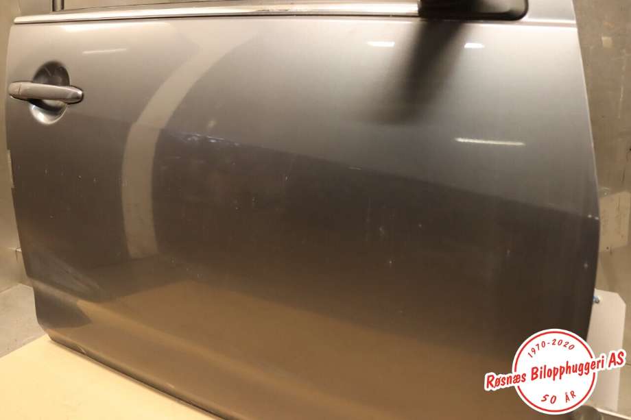Dør høyre foran til Mitsubishi Outlander 2010-2012 (Type II, Fase 2)  (MITSUBISHI|5700B396|)