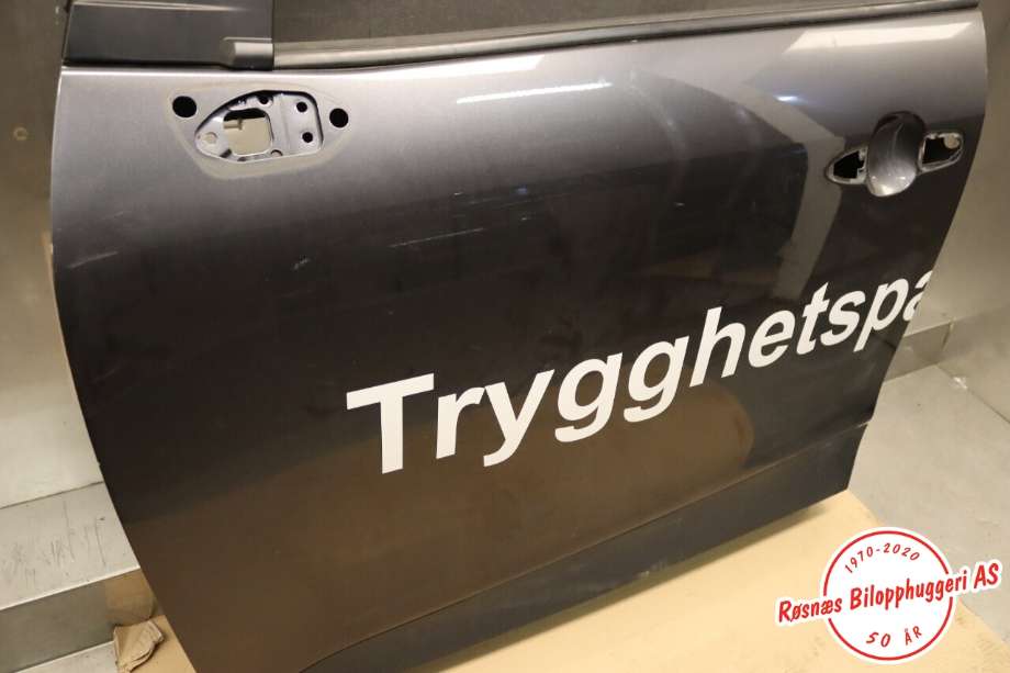 Dør venstre foran til Toyota Yaris Cross (SUV) 2021-->> (TOYOTA|67002K2011|)