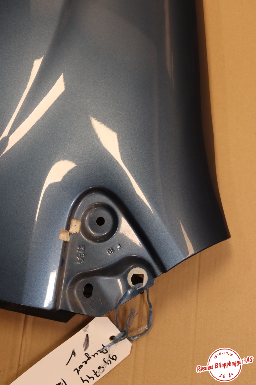 Skjerm venstre foran til Peugeot Partner 2015-2019 (Type II, Fase 2)  (PEUGEOT|7840 W2|)