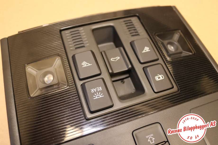 Taklyspanel til VW Passat 2015-2019 (Fase 1) (B8) (B8) (VOLKSWAGEN|5TA 947 106 A|)