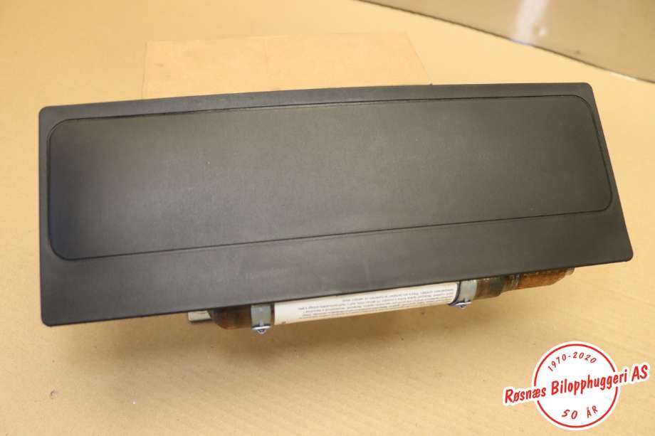 Airbag kne til VW Passat 2015-2019 (Fase 1) (B8) (B8) (VOLKSWAGEN||3G1880841)
