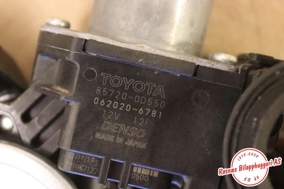 Ruteheis venstre til Toyota Yaris Cross (SUV) 2021-->>  (TOYOTA|698200D590|)