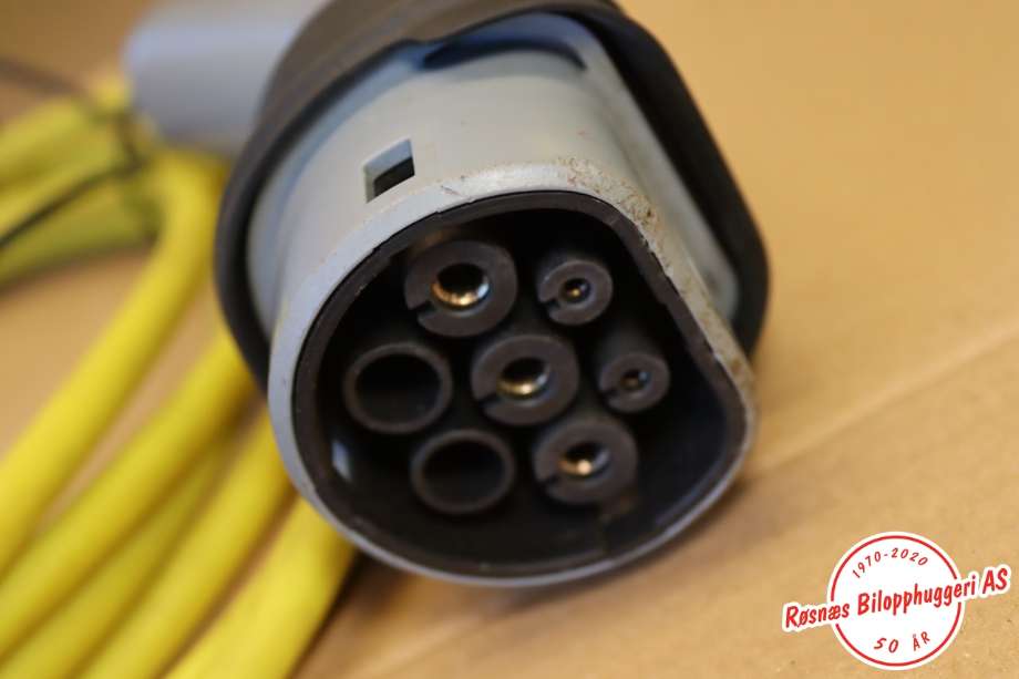 Batterilader (OBC - On Board Charger) til VW Passat 2015-2019 (Fase 1) (B8) (B8) (VOLKSWAGEN||12E971675AB)