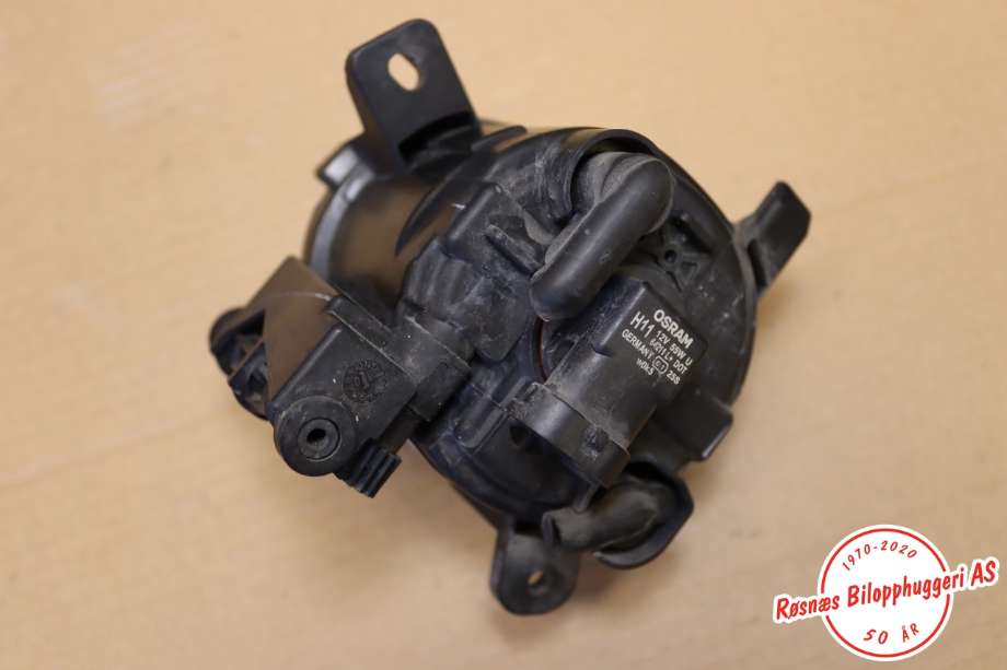 Tåkelykt høyre foran til VW CC 2008-2012 (PASSAT CC) (PASSAT CC) (VOLKSWAGEN||8T0941700)