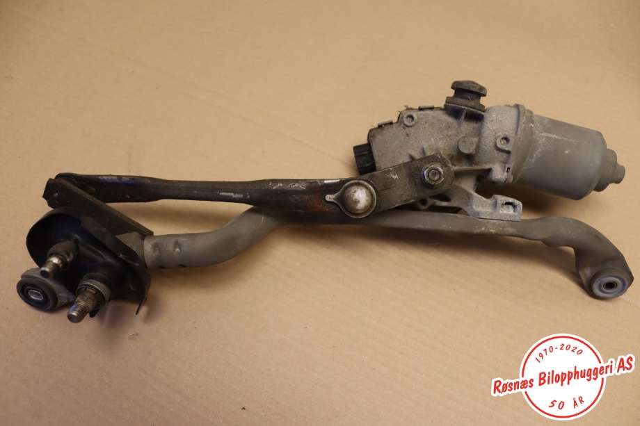 Viskermotor frontrute til Toyota Verso-S 2011-2015 (COMBI) (COMBI) (TOYOTA|8511052580|)