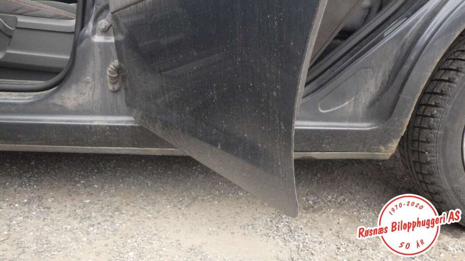 Dør venstre bak til Ford C-Max 2003-2007 (Type I, Fase 1) (FORD||P3M51-R24631-AB)