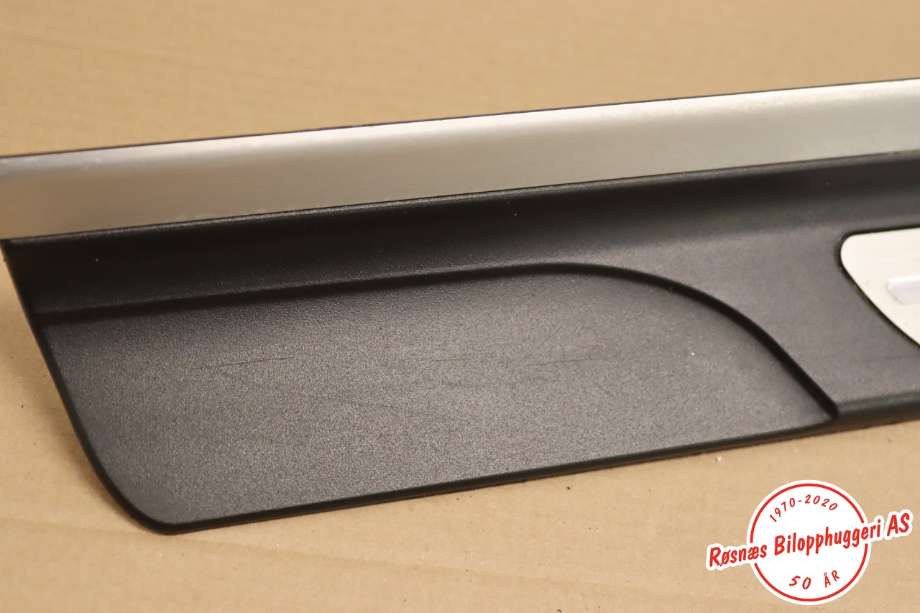 Diverse deler til BMW 3-Serie 1998-2005 (E46) (E46) (BMW||51478204113)