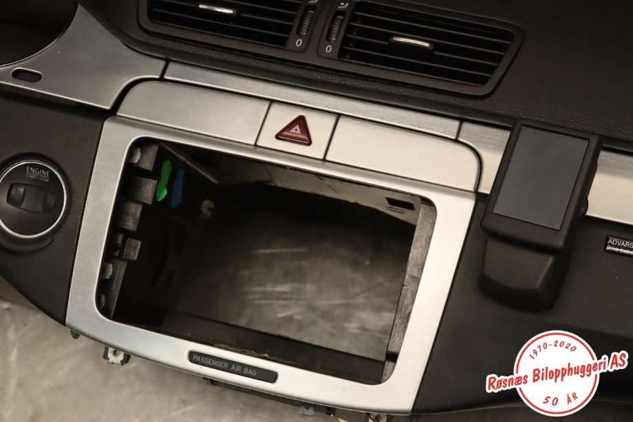 Dashbord til VW CC 2008-2012 (PASSAT CC) (PASSAT CC) (VOLKSWAGEN|3AB 857 003 R|)