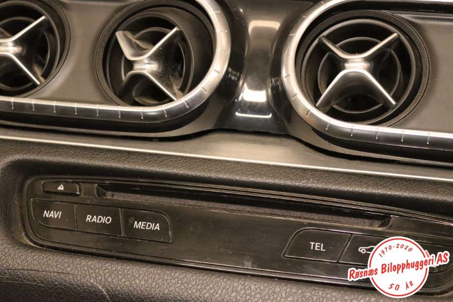 Dashbord til Mercedes X-Klasse 2017-2020  (MERCEDES|A 470 680 94 00|)