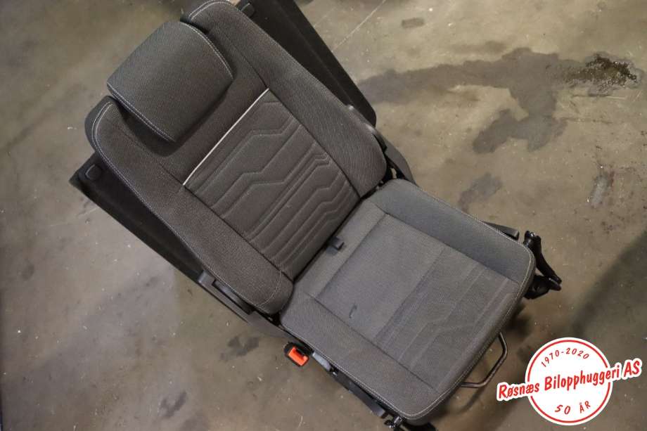 Sete bak til Ford Transit Connect 2013-2018 Type II, Fase 1 (FORD|DT11-K613A10-ED|)