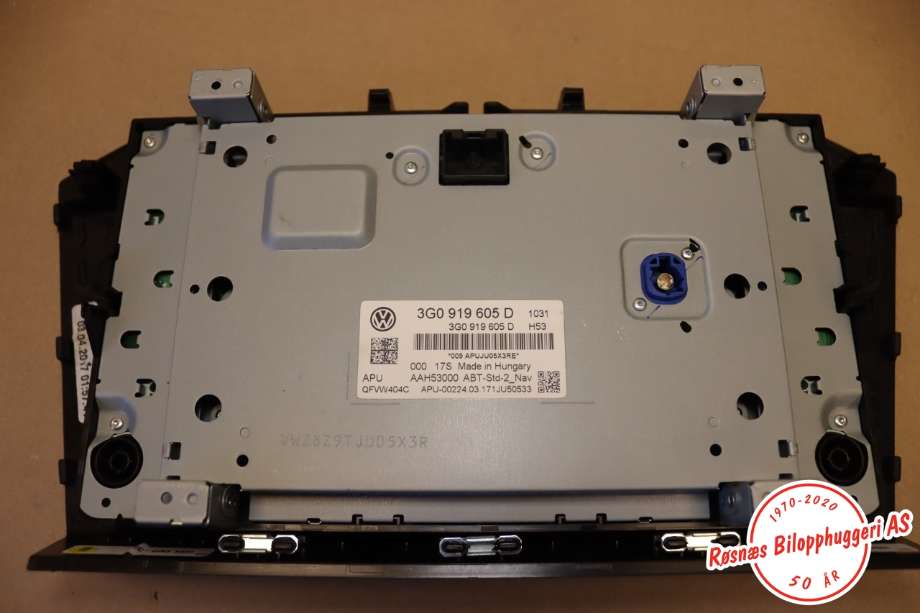 Bilstereo navigasjon til VW Passat 2015-2019 (Fase 1) (B8) (B8) (VOLKSWAGEN|3G0919605D|)